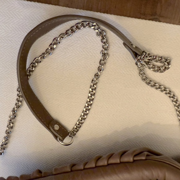 UNICA! Firenze Vera Pelle Taupe Leather Pouch/Crossbody hinge bag - Picture 7 of 7